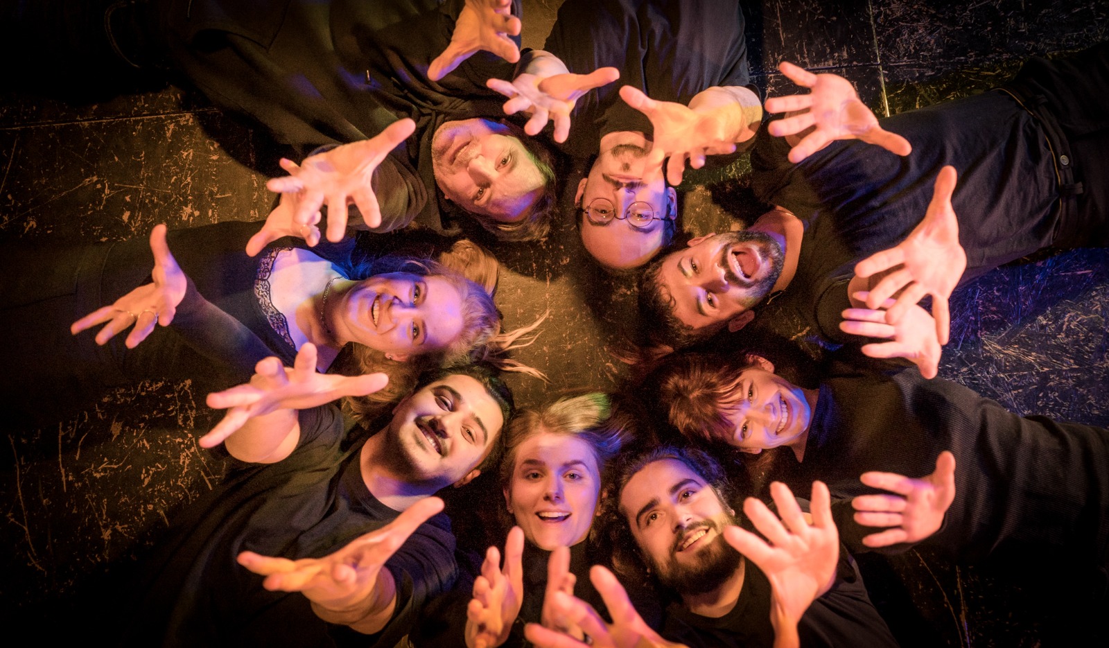 Gruppenbild Theaterkollektiv Wir wollen nur spielen 3